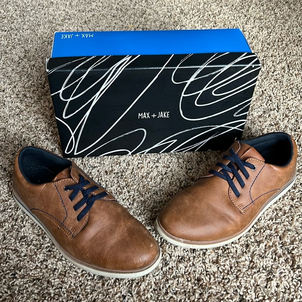 Max+Jane brown slide on shoes